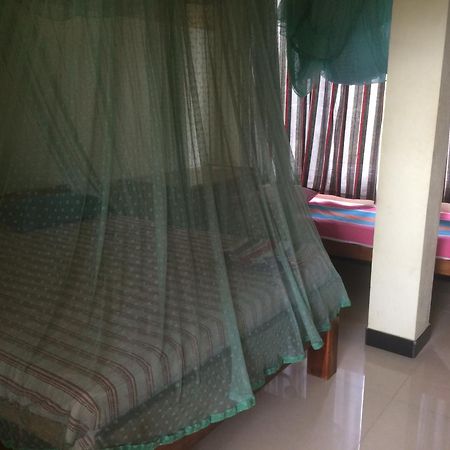 Beach Hut Arugam Bay Bagian luar foto