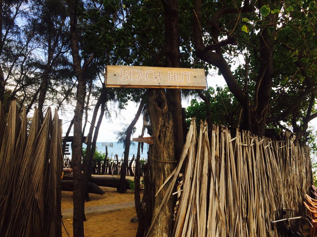 Beach Hut Arugam Bay Bagian luar foto