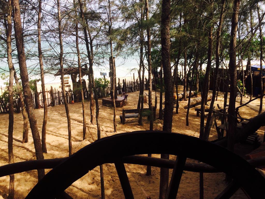 Beach Hut Arugam Bay Bagian luar foto