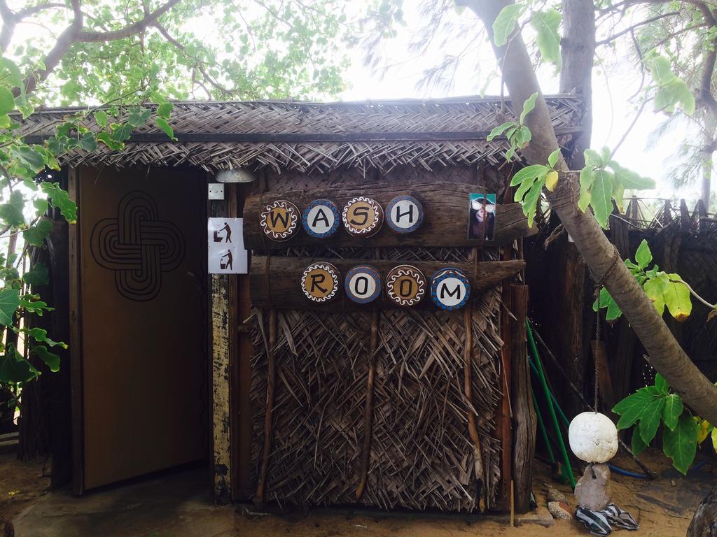Beach Hut Arugam Bay Bagian luar foto