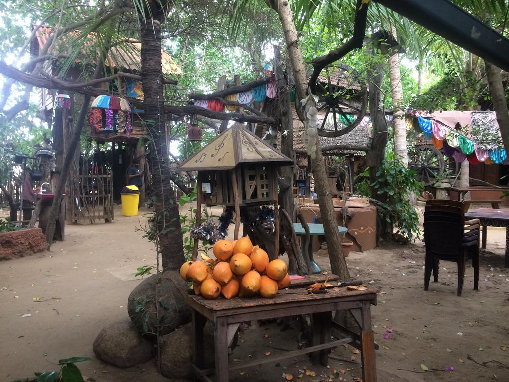 Beach Hut Arugam Bay Bagian luar foto