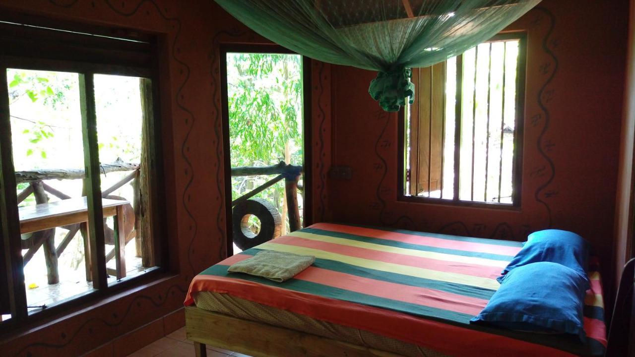 Beach Hut Arugam Bay Bagian luar foto