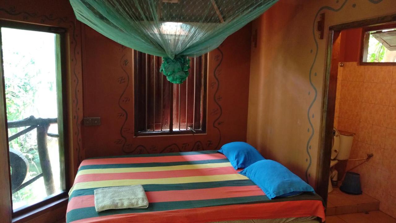 Beach Hut Arugam Bay Bagian luar foto